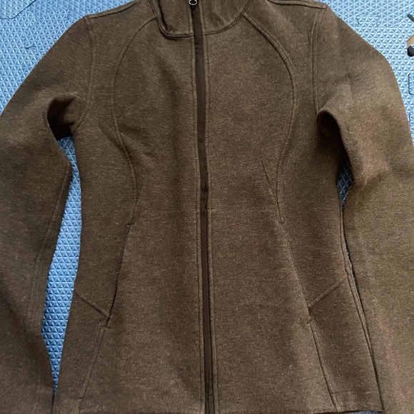 Lululemon zip up jacket - Picture 4 of 9